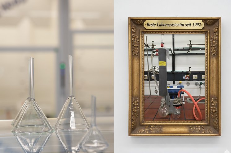 Picture frame with a photo of the MZ2C vacuum diaphragm pump titled "Best Lab Assistant since 1992"