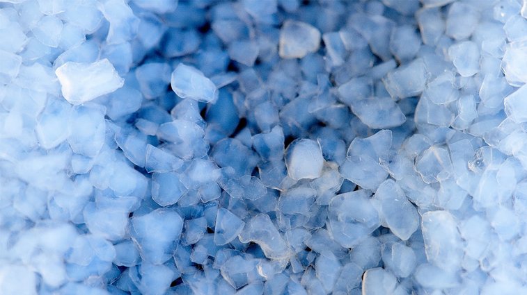 High performance insulation material: silica aerogel with low thermal conductivity