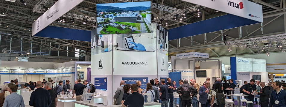 VACUUBRAND booth at analytica trade show in Munich