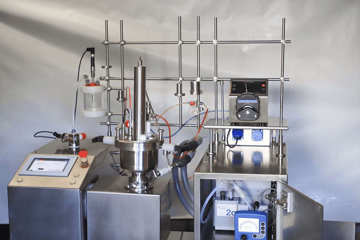 How modern laboratory mixers with vacuum technology lead to success